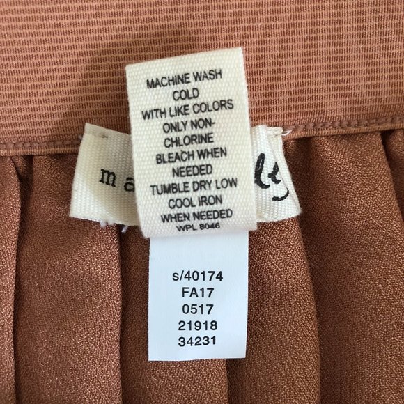 ⚡️Sold⚡️💸💸Maison Jules Pleated A-Line Midi Skirt - Picture 6 of 8